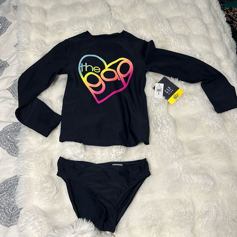 BNWT Gap girls UPF 50+ swimsuit